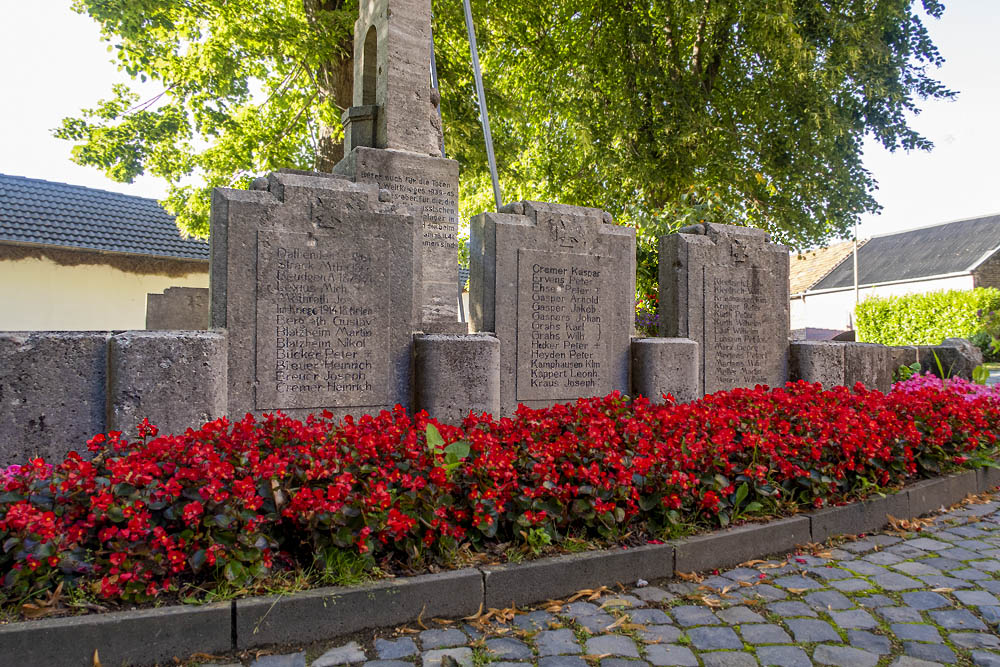 Oorlogsmonument Arnoldsweiler #2