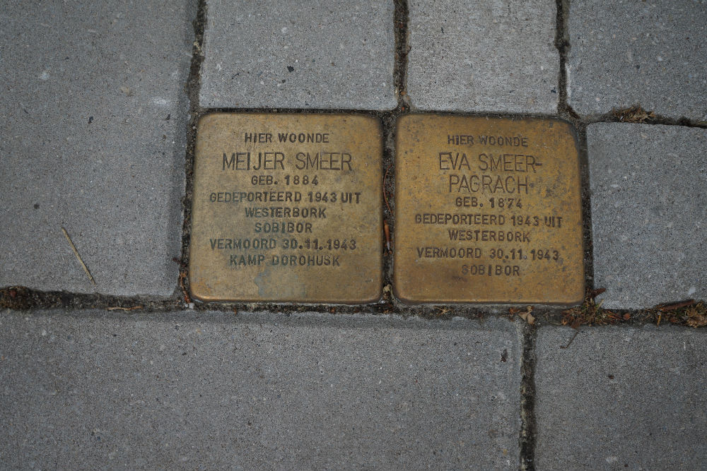 Stolpersteine Burgemeester van de Borchstraat 12 #1