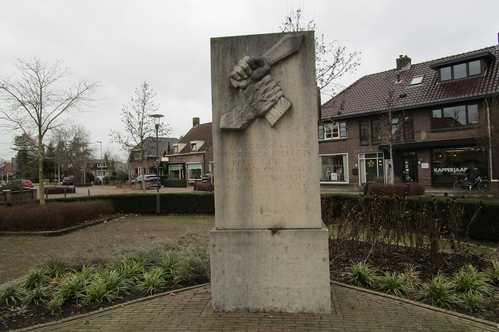 Verzetmonument Sleeuwijk #2