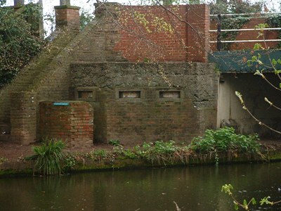 Bridge Pillbox Ash Vale #1