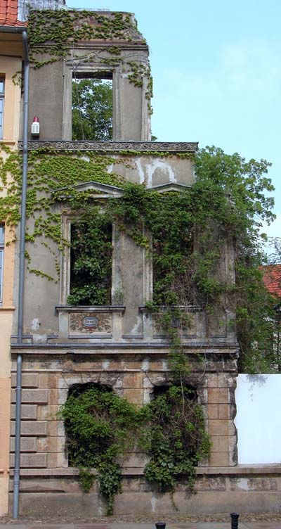 Remains Handelshof Hotel