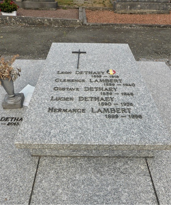 Belgische Oorlogsgraven Carlsbourg #3
