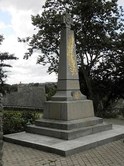 Oorlogsmonument Acigné #1