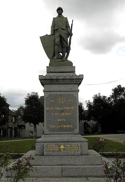 Oorlogsmonument Notre-Dame-du-Touchet #1