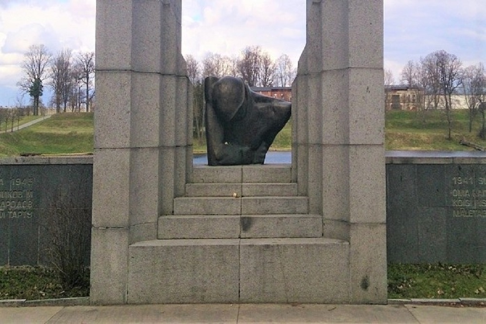 Memorial Complex Victims World War II Tartu #3