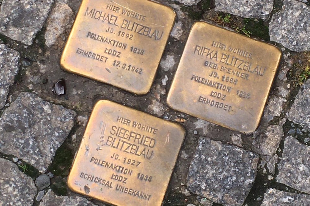 Stolpersteine Alaunstrae 11