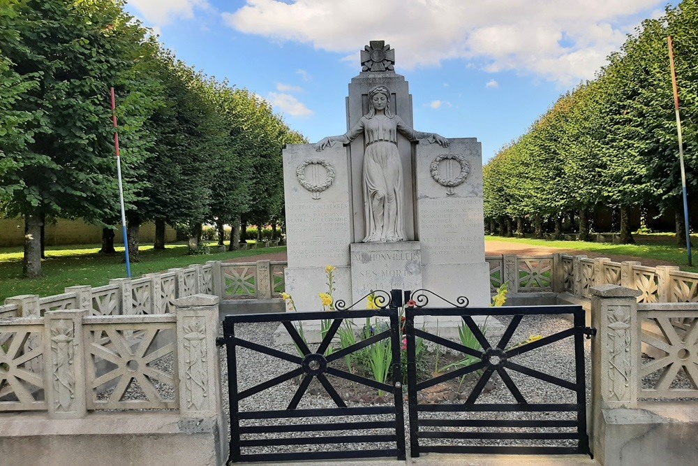 Monument Eerste Wereldoorlog Auchonvillers #2