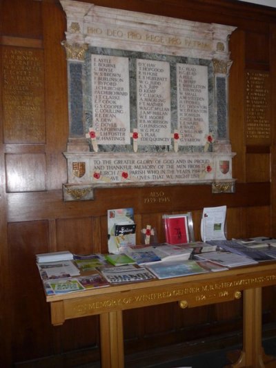 Oorlogsmonument St. George Church #1