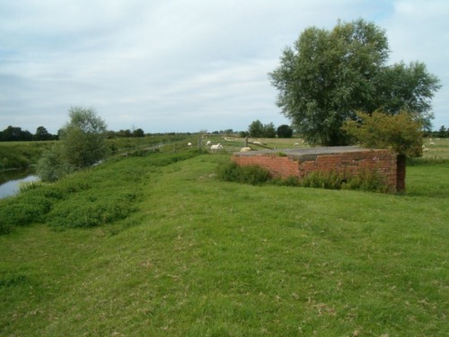 Pillbox FW3/24 Westhay #1