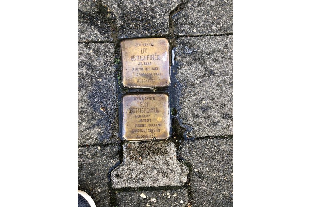 Stolpersteine Mittelweg 5