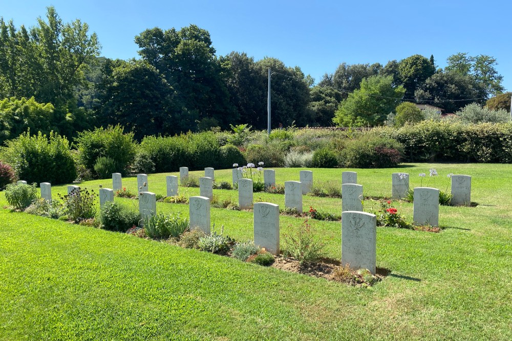 Commonwealth War Cemetery Florence #4