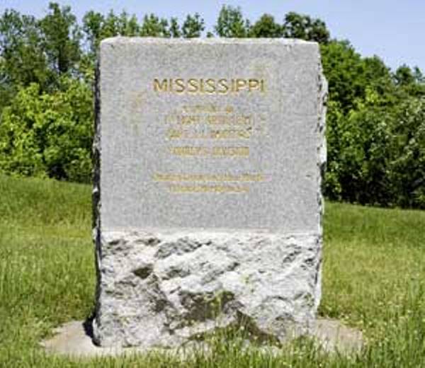 1st Mississippi Light Artillery, Company D (Confederates) Monument #1