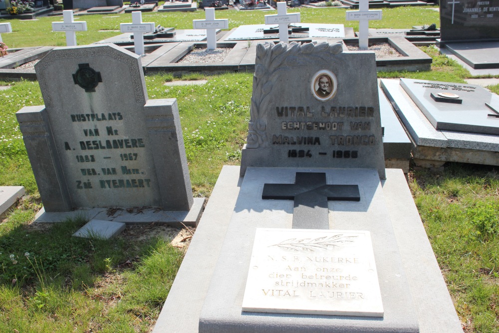 Belgische Graven Oudstrijders Nukerke Begraafplaats #3