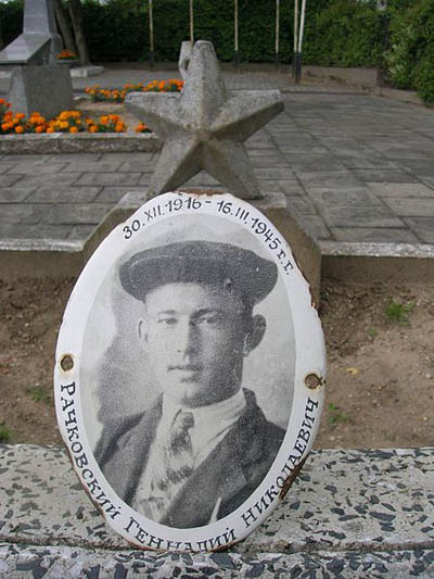Sovjet Oorlogsbegraafplaats Mrzezino #3