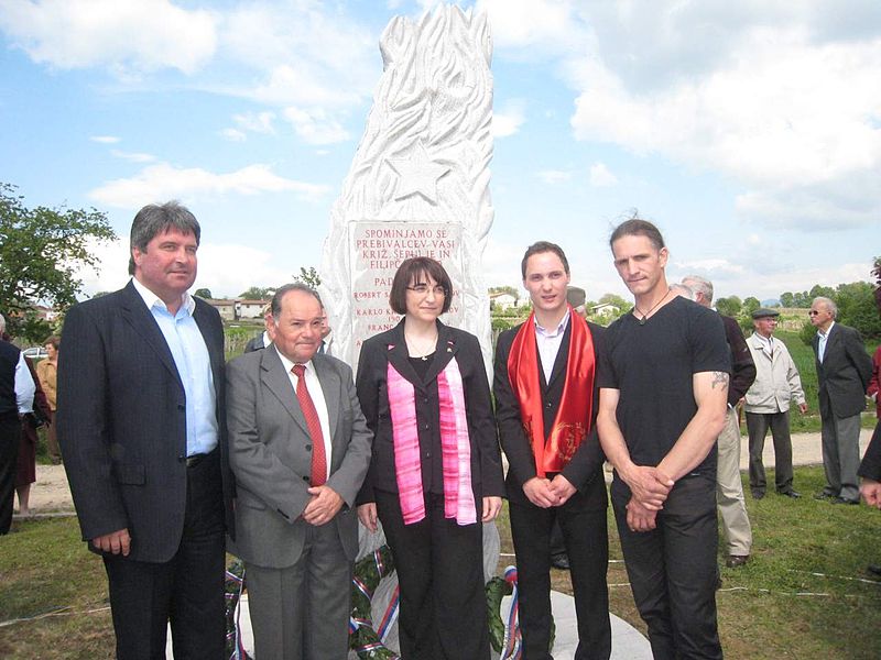 Monument Omgekomen Partizanen Kri