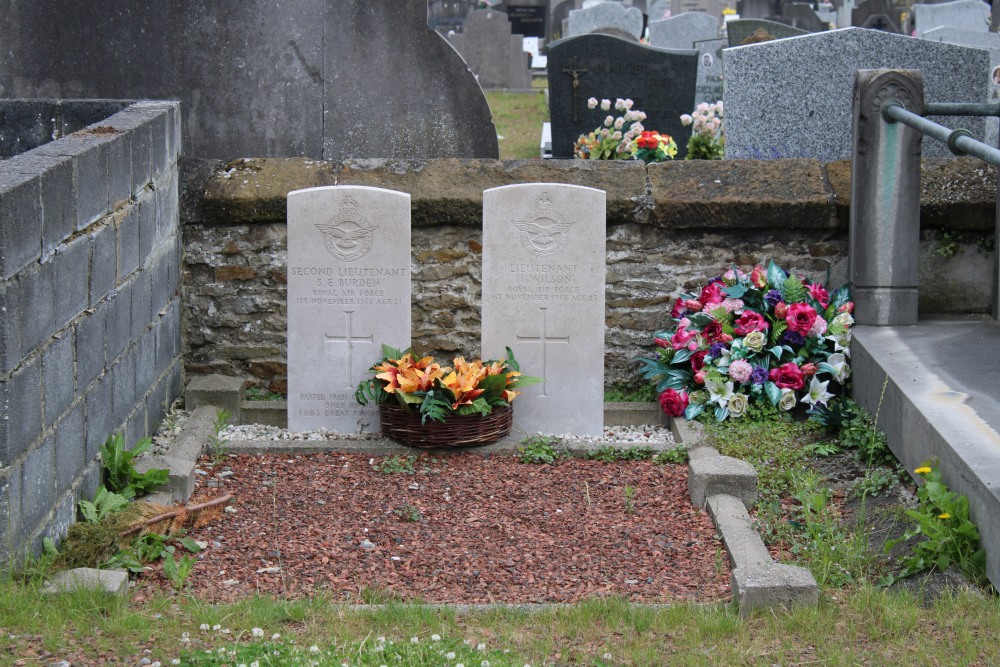 Commonwealth War Graves Harchies #2