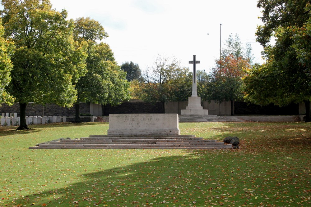 Commonwealth War Cemetery Loos #5