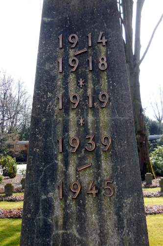 War Memorial Bottrop #3