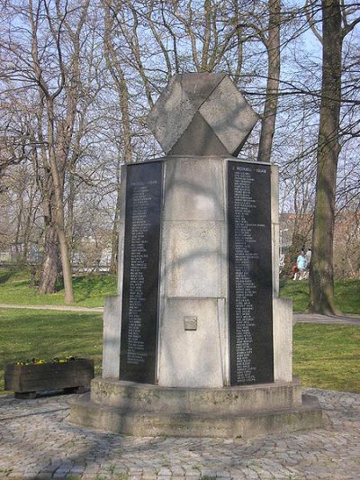 Oorlogsmonument Gispersleben #1