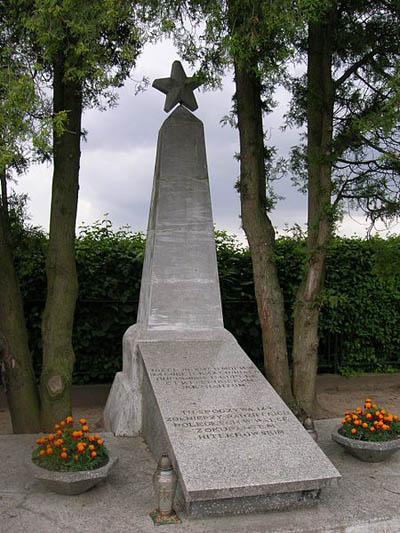 Soviet War Cemetery Mrzezino #1