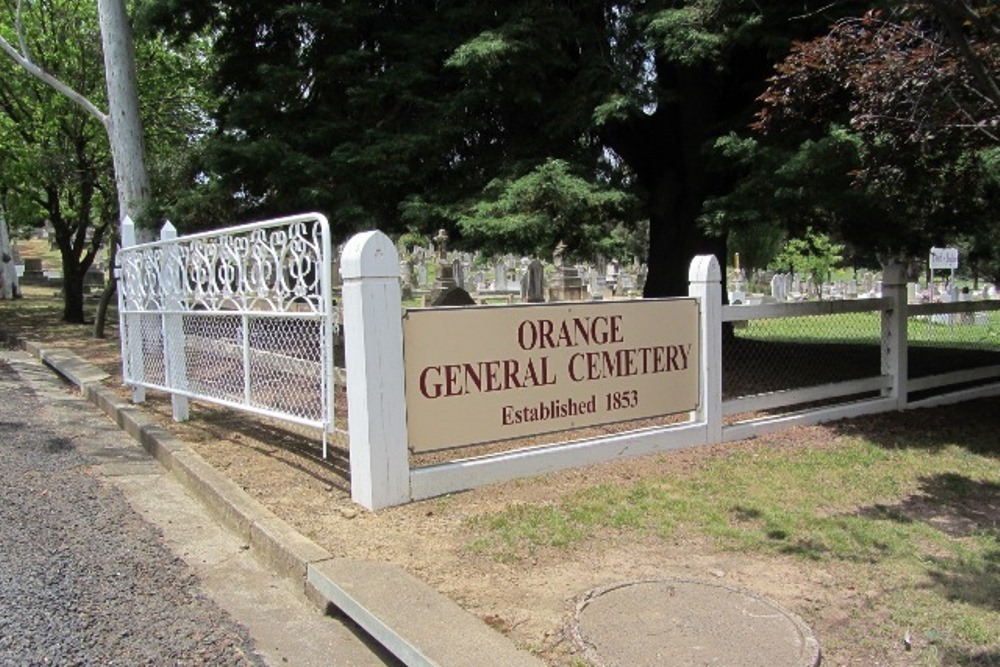 Commonwealth War Graves Orange Cemetery #1