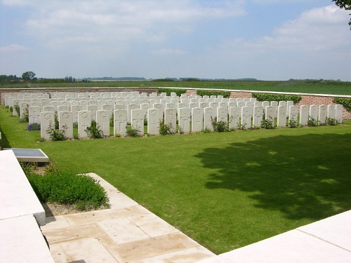 Commonwealth War Cemetery Sun Quarry