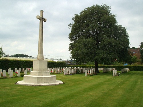 Commonwealth War Cemetery Laventie