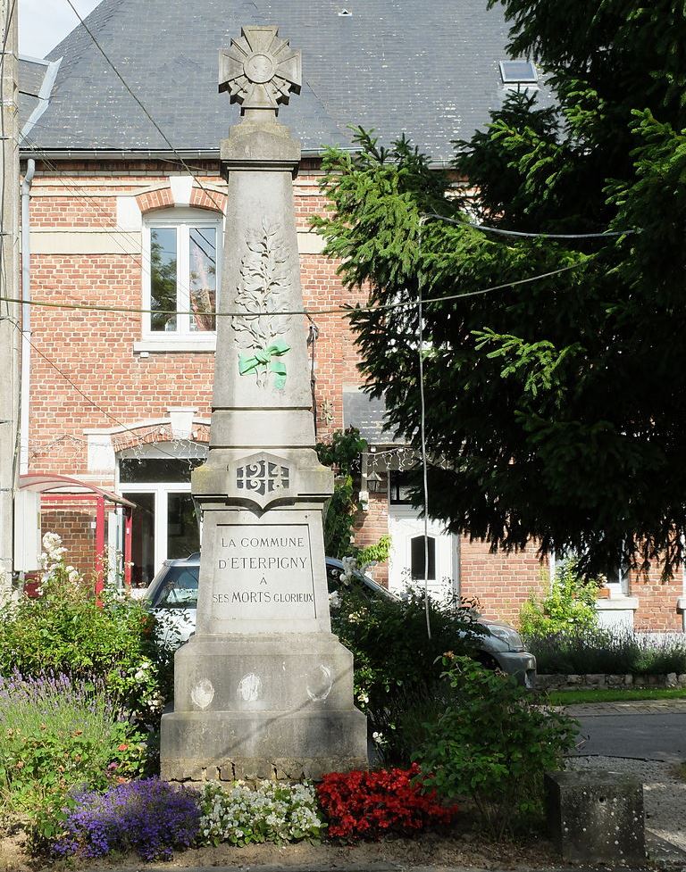 Oorlogsmonument terpigny #1