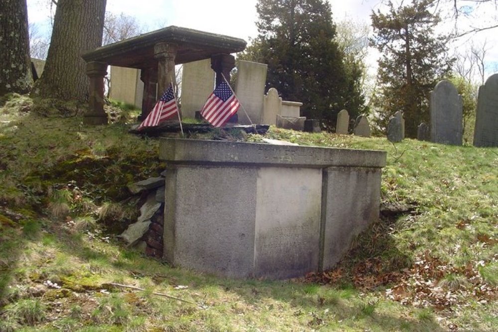 Grave of William Hull