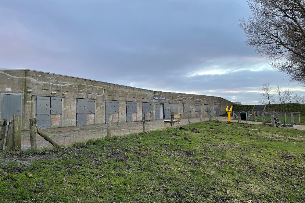 Battery at the Sloterweg