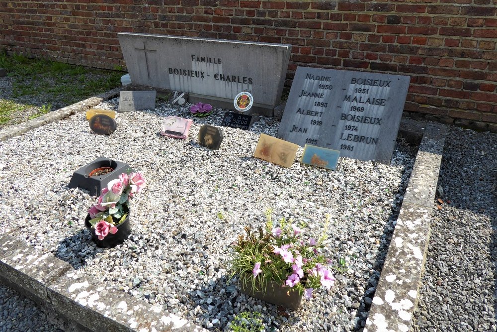 Belgian Graves Veterans Feschaux #2