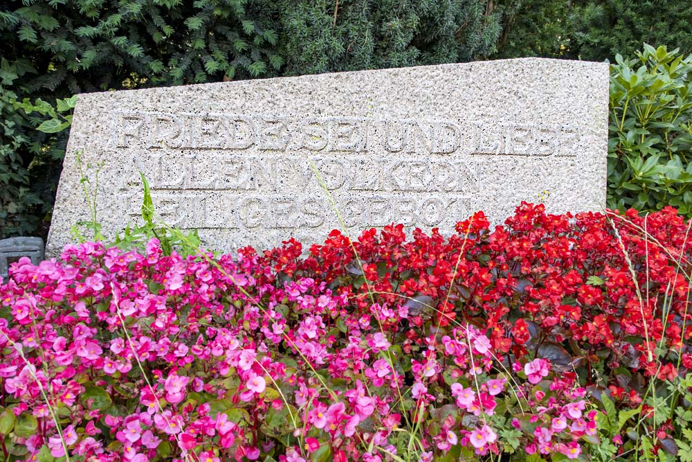 Duitse Oorlogsgraven en Monument Birkeshof #5