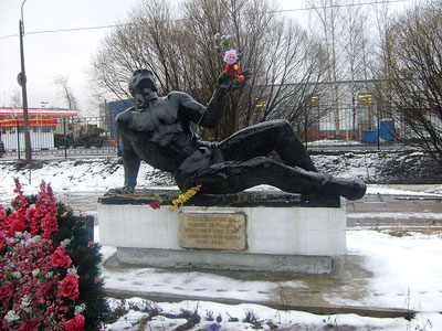 Soviet War Graves Bolsheohtinskoe Cemetery #3