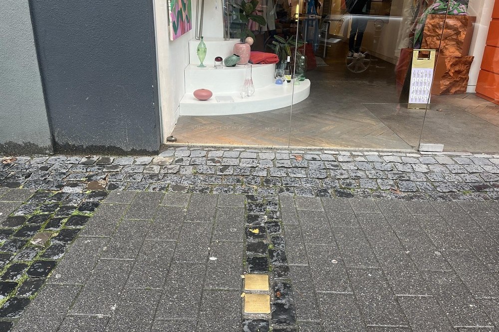 Stolpersteine Mittelstraße 30 #2