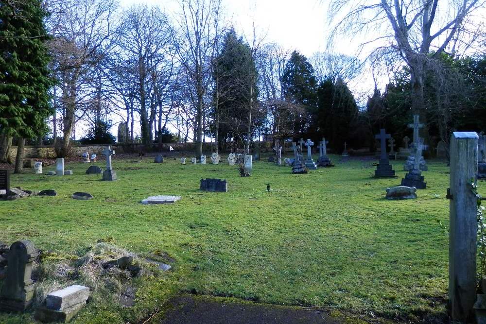 Oorlogsgraven van het Gemenebest St. Charles Roman Catholic Churchyard