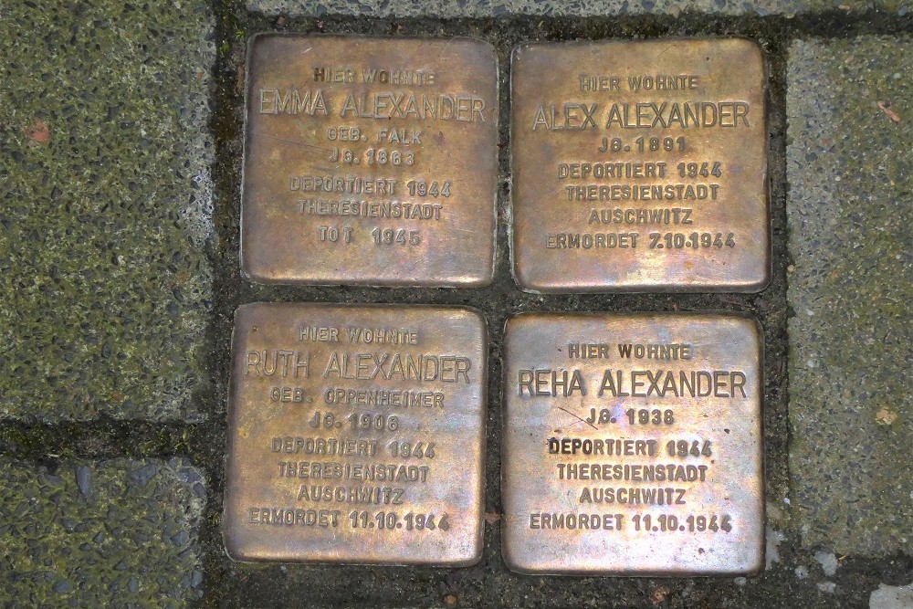 Stolpersteine Hamburger Strae 42