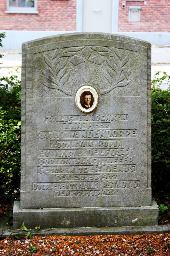 Memorial Stones Second World War Sint-Denijs #5