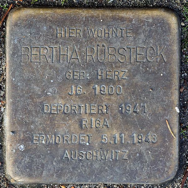 Stolpersteine Linsellesstrae 4 #2