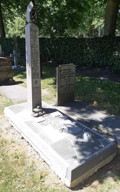 Nederlandse Oorlogsgraven Rooms Katholieke Begraafplaats Sneek #4