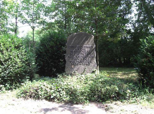 Monument Omgekomen Buitenlanders Bruchsal #1