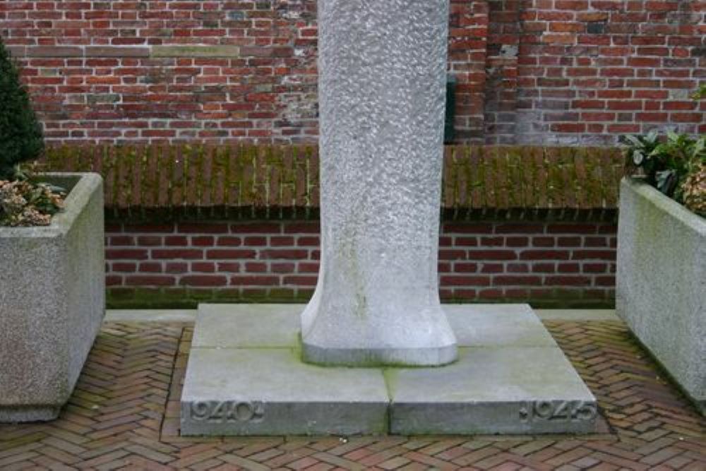 War Memorial Appingedam #2