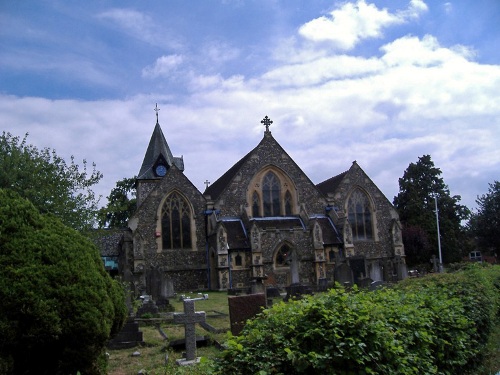 Oorlogsgraven van het Gemenebest Holy Trinity Churchyard