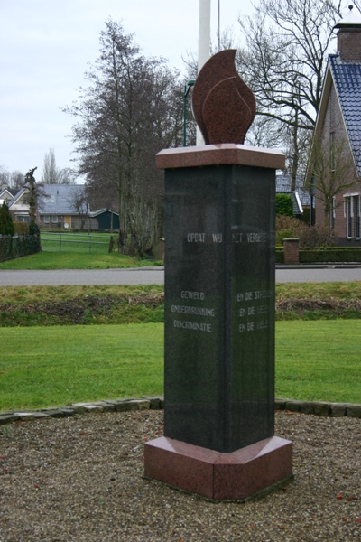 Oorlogsmonument Niekerk #5