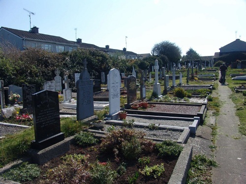 Oorlogsgraf van het Gemenebest St. Columcille Catholic Churchyard