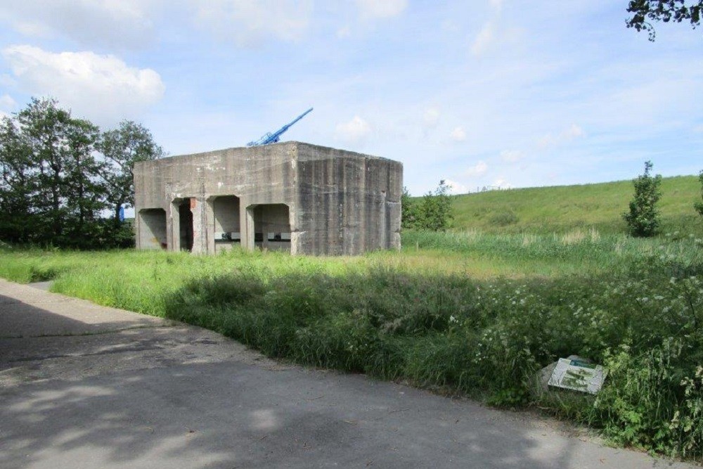Liberation Route Marker 625: Grof geschut en zwaar verweer #3