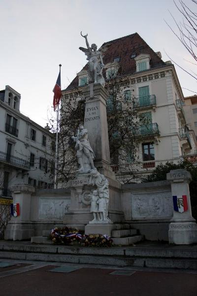 Oorlogsmonument Évian-les-Bains #1