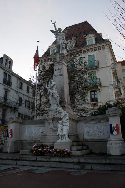 Oorlogsmonument vian-les-Bains #1