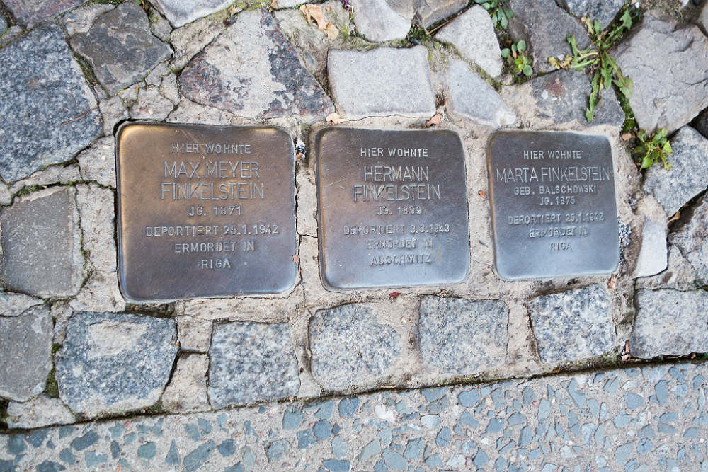 Stumbling Stones Hussitenstraße 6 #1