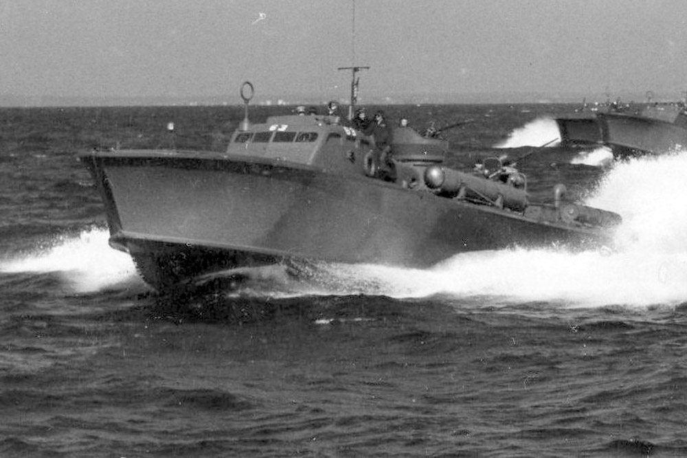 Shipwreck PT-153 #1