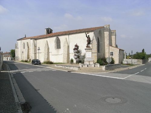 Oorlogsmonument Sainte-Soulle #1